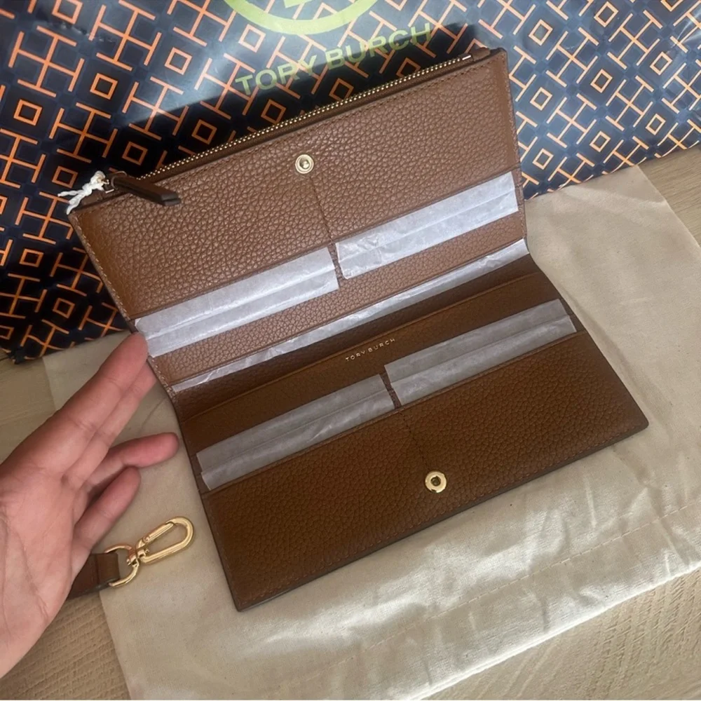 Tory Burch Brown Leather Zip Wallet